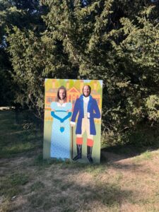 Regency cutouts for pictures